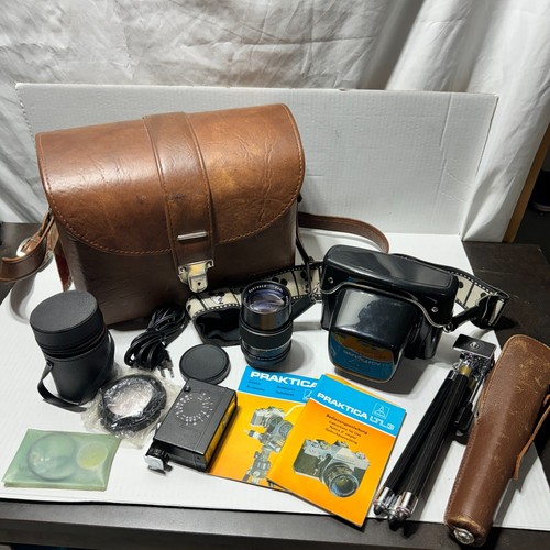 Vintage Praktica MTL3 film SLR camera (UNTESTED) w/ All Accessories Included - Picture 4 of 23