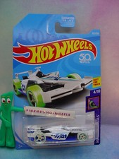 2018 Hot Wheels WINNING FORMULA #332 ☀white/blue; oh5 GLOW WHEELS ☀