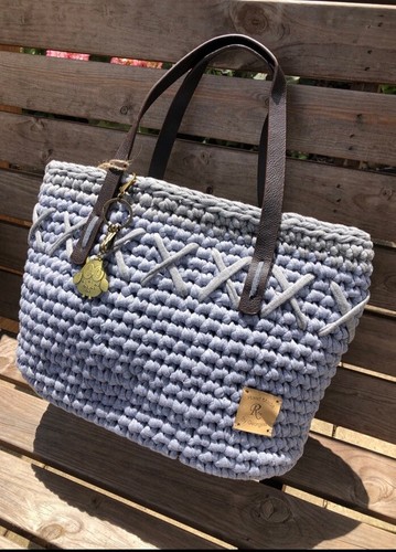 Large Two tone Grey T Shirt Basket with Matching Pull Cord Closing - Picture 6 of 6