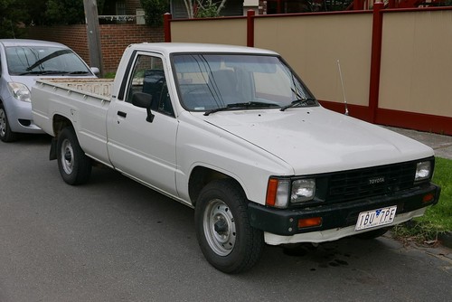 Fits Toyota Hilux LN50 RN55 Hero Pickup 1984 88 Front Mud Flap Splash Guard - Picture 8 of 8