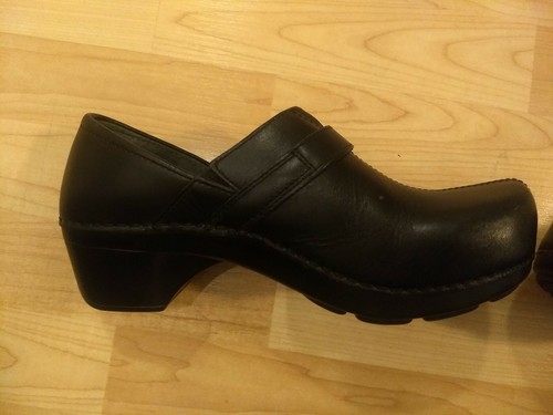Dansko donna 38. US 7.5-8. Zoccoli Solstice in pelle nera #9815020200 usati - Foto 9 di 12
