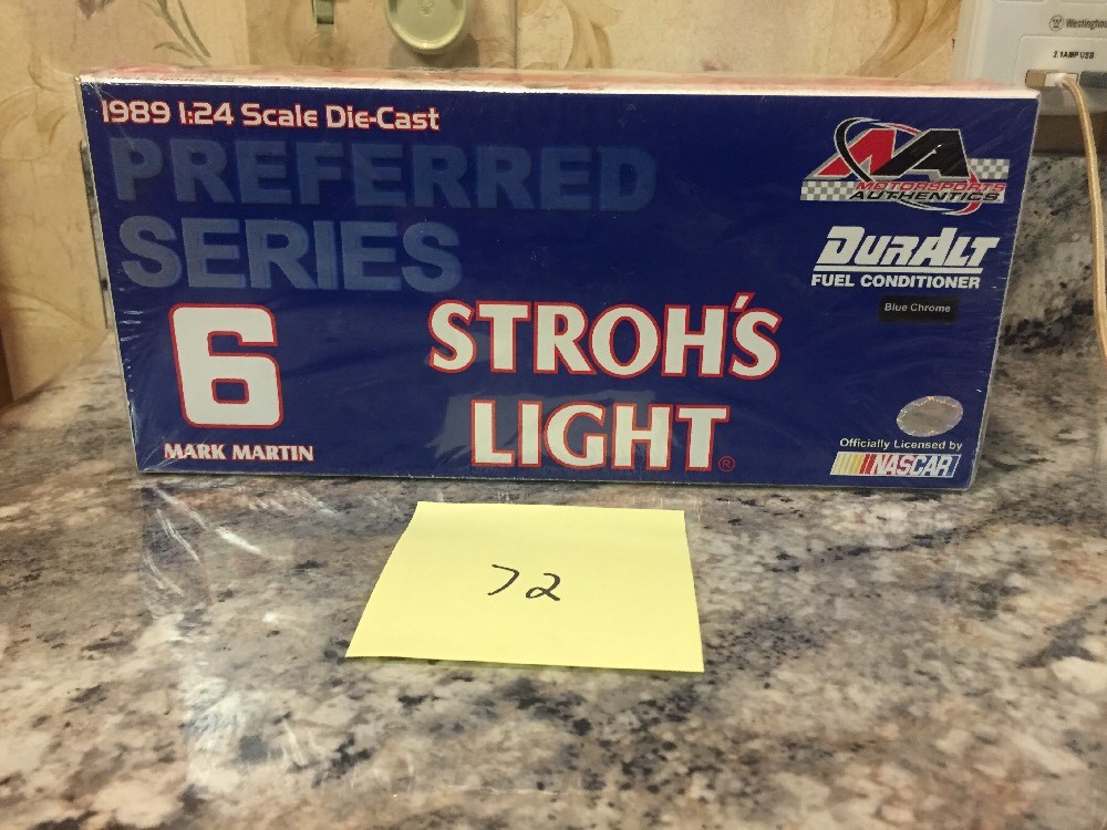 Raro Nuevo Sellado Motorsport Authentics 1989 Mark Martin strohs Light 1 24 6 moda Raro Nuevo Sellado Motorsport Authentics 1989 Mark Mark Mark Martin strohs Light 1 24 6 ventas en linea