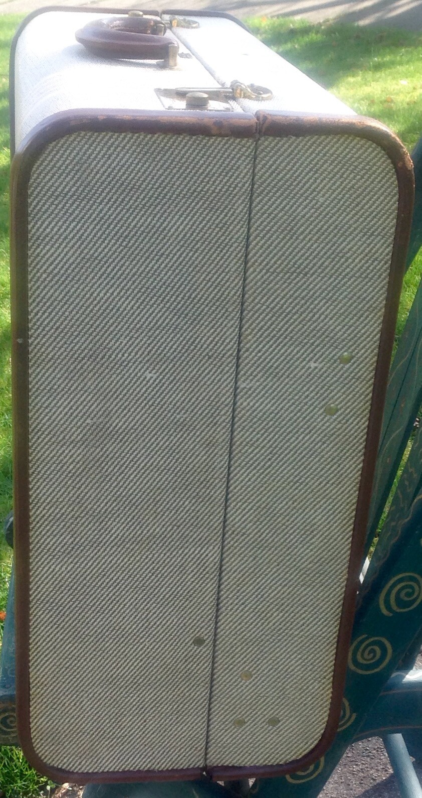 Picture 4 of 12