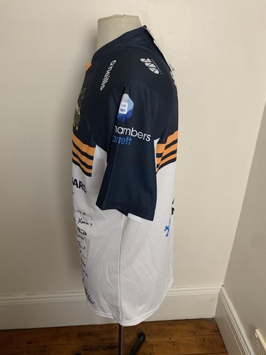 ACT Brumbies Rugby Union Jersey Signed Jersey (Full team + Coach) Size (L) - Picture 2 of 6