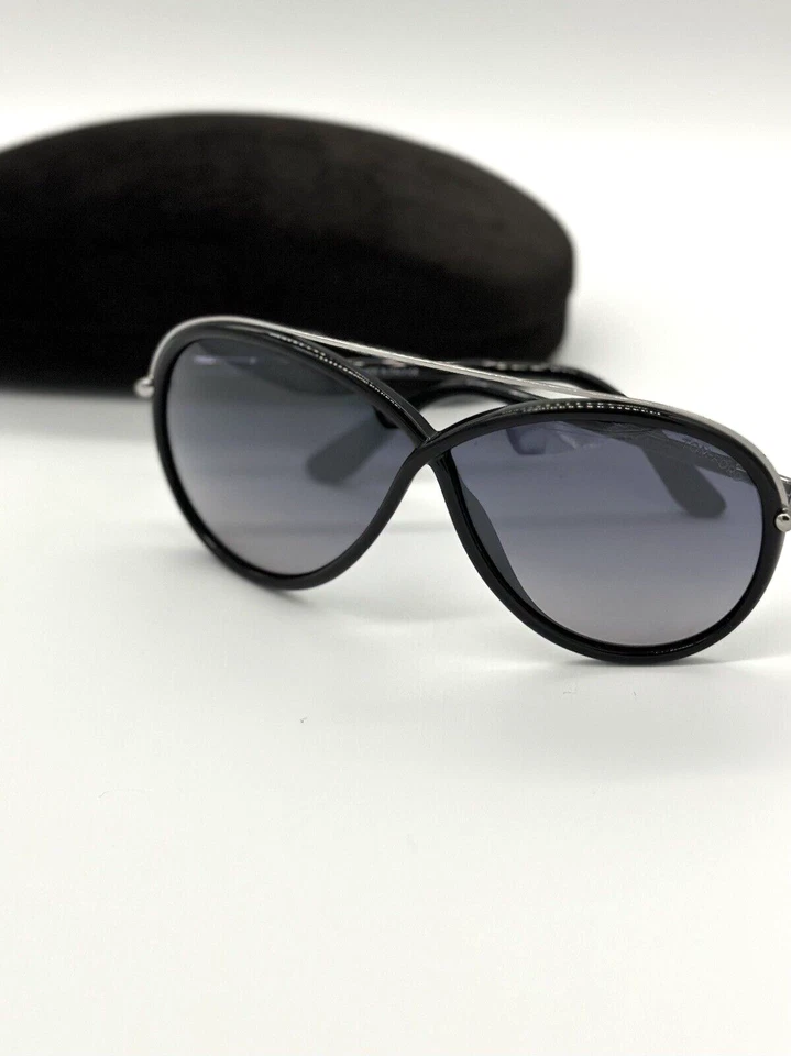 Gafas de sol Tom Ford "Tamara" TF 454 01C negras lentes degradadas azules/grises 64-5-130 Foto 4 de 4