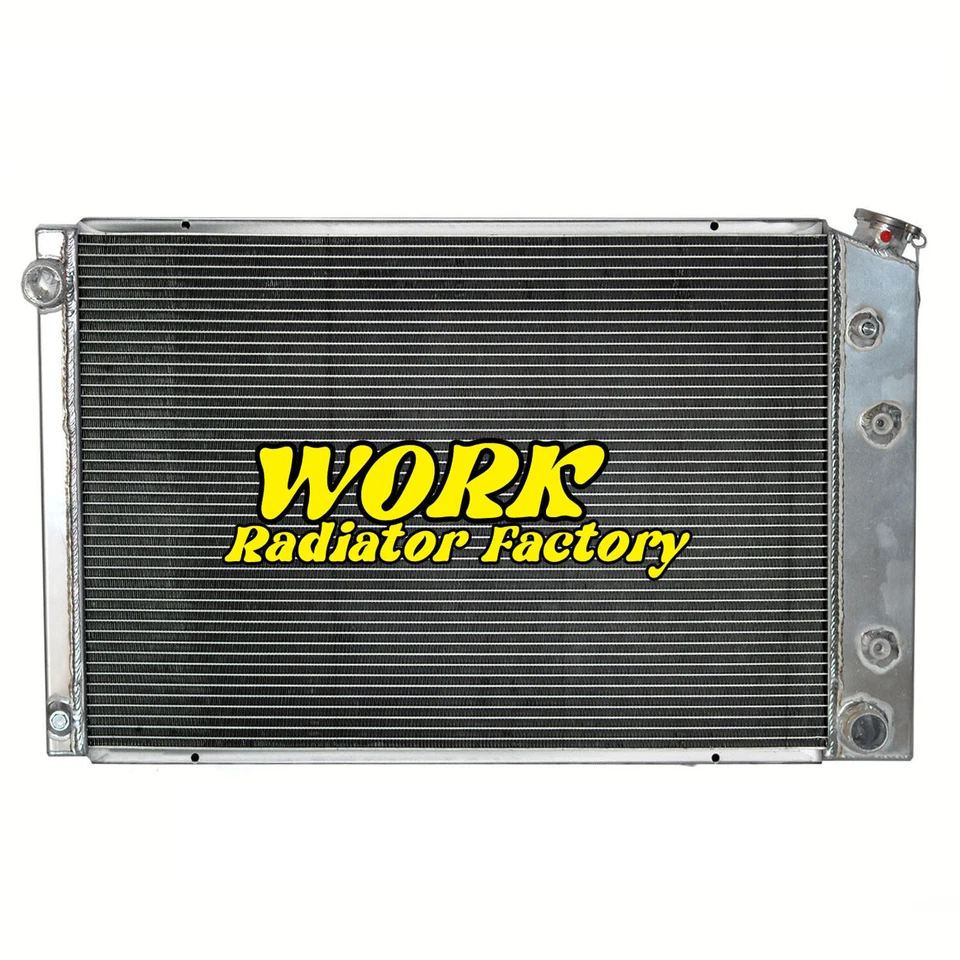 Radiador todo aluminio para Chevy C10 C20 C30 K10 K20 K30 GMC C2500 V1500 Suburban Foto 2 de 4