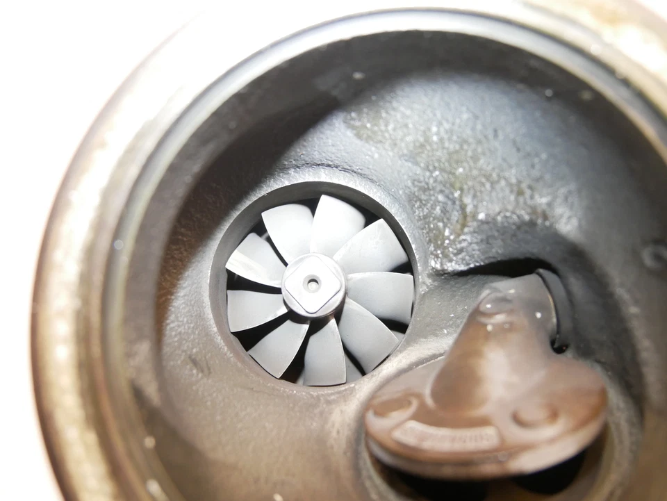 Turbocompresor para BMW M5 F10 2013 4,4 V8 BiTurbo S63B44B S63 575 HP Foto 4 de 4