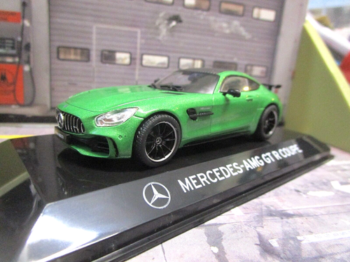 MERCEDES BENZ AMG GT R Coupe GT-R grün green 2021 IXO Altaya 1:43