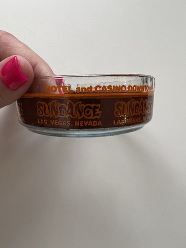 Vintage Sundance Hotel and Casino -Las Vegas Nevada- Glass Ashtray -Collectable - Bild 4 von 4