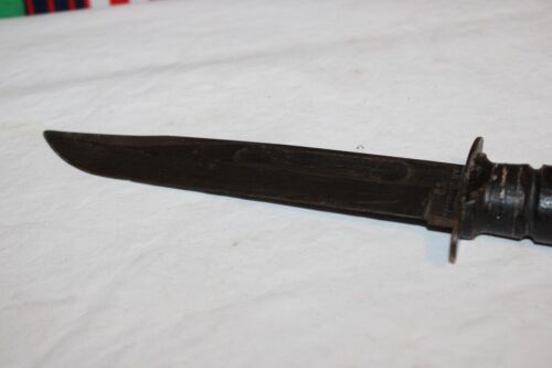 Vintage Vietnam War Era US Camillus Fighting Knife - Picture 10 of 17