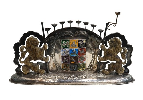 19th Century German Solid Silver Enamel and Wood Hannukah Lamp Judaica - 第 1/24 張圖片