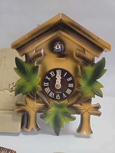 Vintage Small 11” Cuckoo Quarter Clock German made.