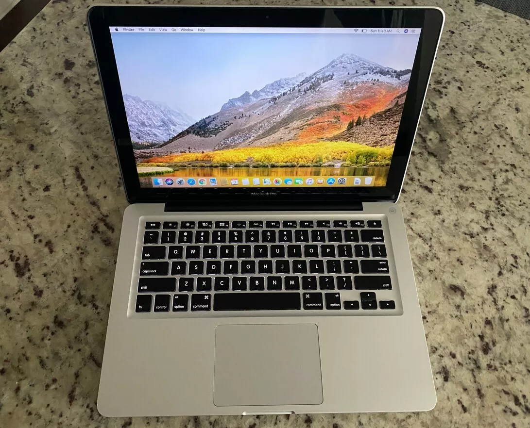 Mac book pro 13inch Late 2011