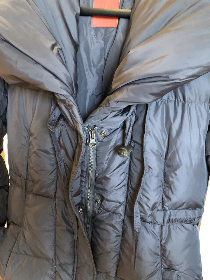 Abrigo acolchado gris Saks Fifth Avenue para mujer con cuello de gran tamaño talla 4, pequeño Foto 4 de 4