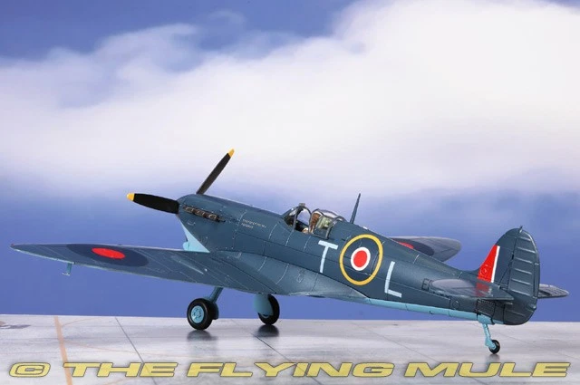 Hobby Master 1:48 Spitfire Mk V RAF No.249 Sqn George Beurling EP706 Foto 2 de 4
