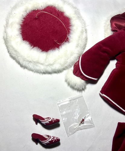 SELTENES TONNER "NORTH POLE SPAZIERGANG" OUTFIT FÜR MRS CLAUS EMME/HORTENCIA CURVY - Bild 8 von 10