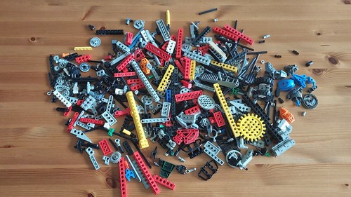 Konvolut Lego Technik und Transformers Teile - Bild 1 von 7