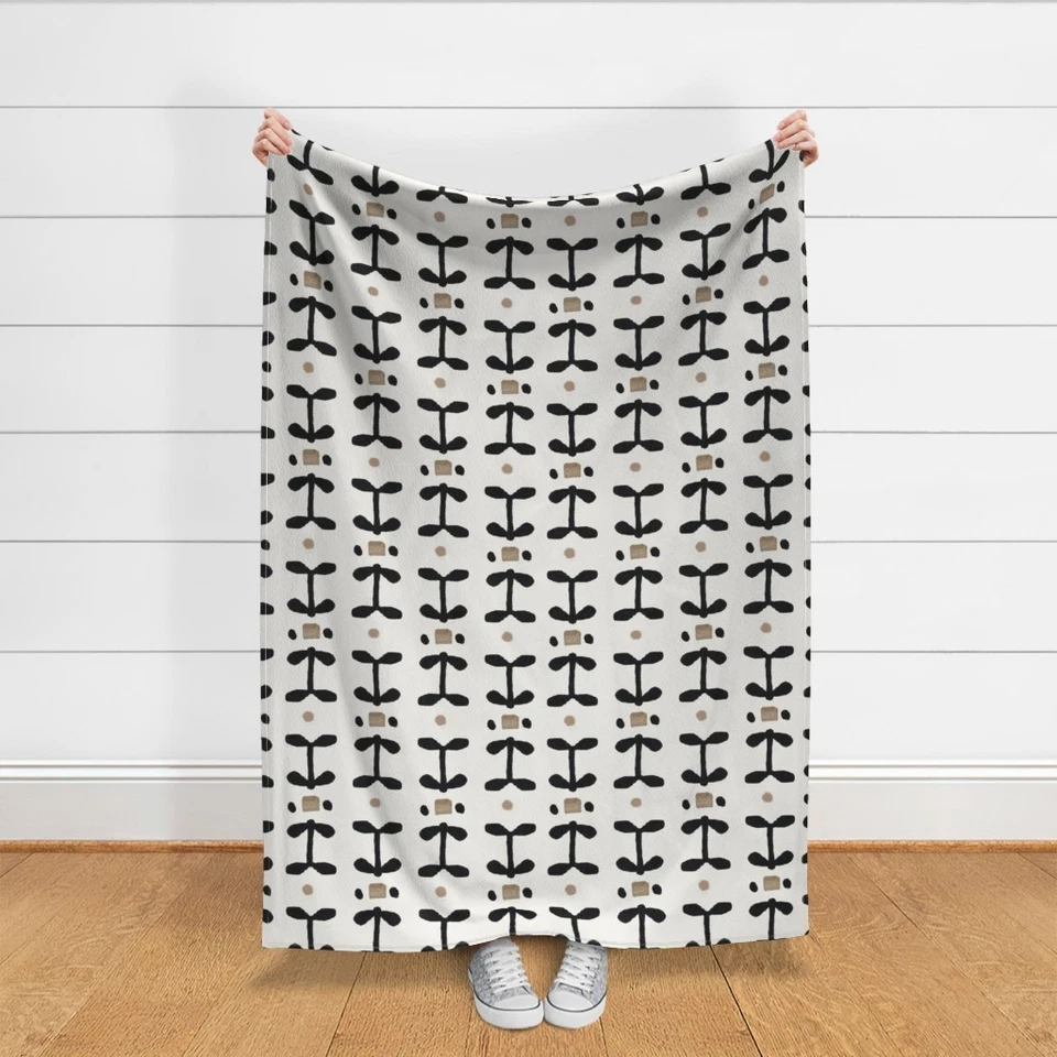 Botanical Diamond Beige And White Geometric Plant Abstract Printed Throw Blanket - Image 3 of 4