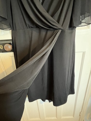 Avenue Dress Black Wrap Effect Stretchy Zip Up Size 18/20 - Picture 5 of 6