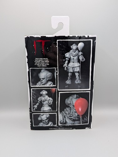 Figura de acción Pennywise NECA IT Ultimate grabada en blanco y negro SDCC 2019 ✨NUEVA✨ - Imagen 3 de 4