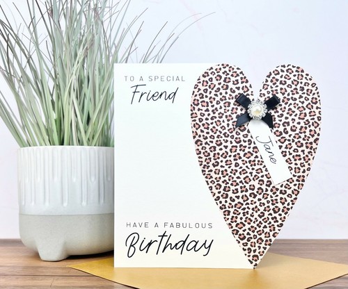Tarjeta de cumpleaños personalizada hecha a mano amigo, hermana, mamá, niñera, tía, hija - Imagen 2 de 2
