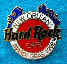 NEW ORLEANS MARDI GRAS FESTIVAL BLUE MASKS 1998 LOGO Hard Rock Cafe PIN