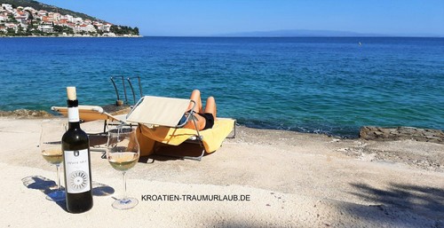 Urlaub Kroatien Trogir Apartment Meerblick aus dem Bett 200 Meter zum Strand - Bild 4 von 20