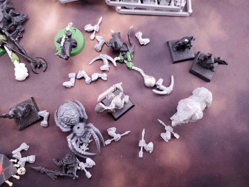Warhammer Age Sigmar AOS Orruk Orc Night Goblin Bits Bitz Shields T345 - Picture 3 of 4