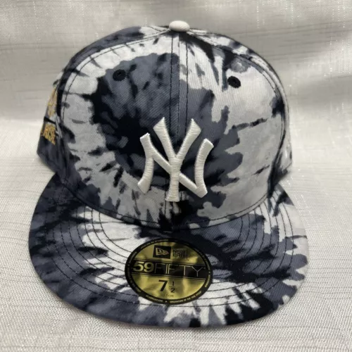 New Era MLB New York Yankees Tie Dye Pink Under Brim 59FIFTY Fitted Hat 7 1/2