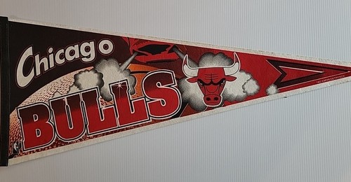 Vintage Chicago Bulls Pennant NBA Full Size - Picture 2 of 10