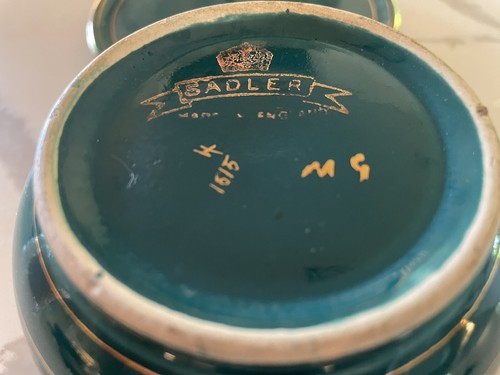 Vintage Sadler 1615 Green And Gold 3” X 4.5” Bowl & 5.5” Under plate - Picture 4 of 10