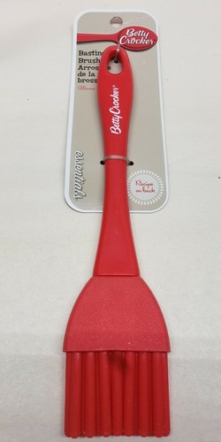 Betty Crocker Red Cutting Board + basting Brush + Hand Held Grater. P7 - Picture 4 of 4