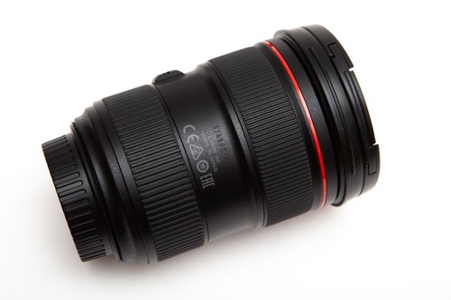 Canon EF 24-70mm 70 f/2.8L f/2.8 f2.8L f2.8 L USM Mark II 2 - CLEAN! USA - Picture 3 of 5