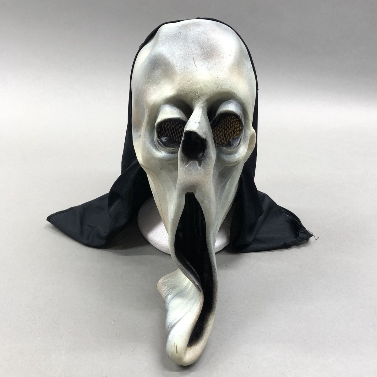 The Paper Magic Group Halloween Mask 1995 Scream Ghost Face The Paper Magic Group Halloween Mask 1995 Scream Ghost Face