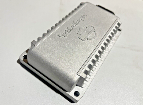 OEM Harley Davidson Rockford Fosgate 200W amplifier #76001131 - Picture 4 of 4