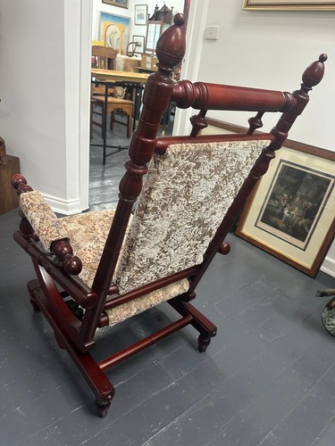 An Enchanting | Vintage | Australian | FLORAL Tapestry | Spindle ROCKING CHAIR - Picture 17 of 20