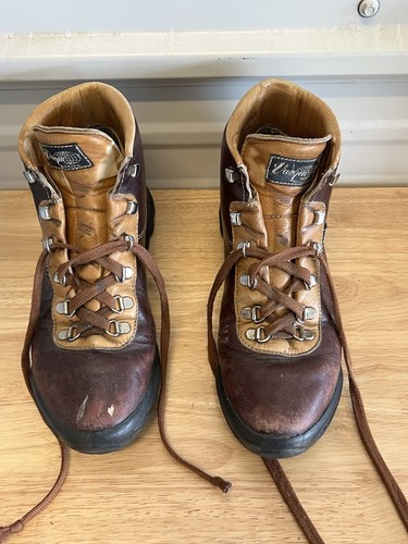 VTG Vasque Size 8 Women’s Brown Leather Mountaineering Hiking Boots - Afbeelding 2 van 19