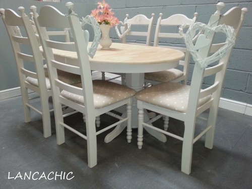 Beautiful oval extending shabby chic table & chairs - Delivery available - Picture 4 of 12