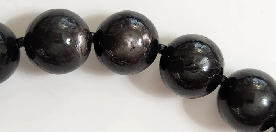 Raro Collar de Cuentas de Piedra Gris/Negro Ojo de Halcón Gunmetal Protección Celestial Foto 4 de 4