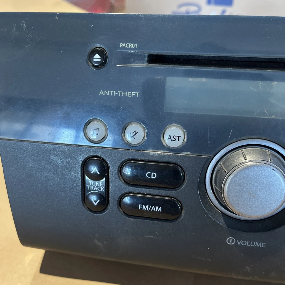 Stereo Autoradio Lettore CD Di Serie 2 DIN SUZUKI SWIFT 4° Serie 2004 2010 Usato - Immagine 4 di 4