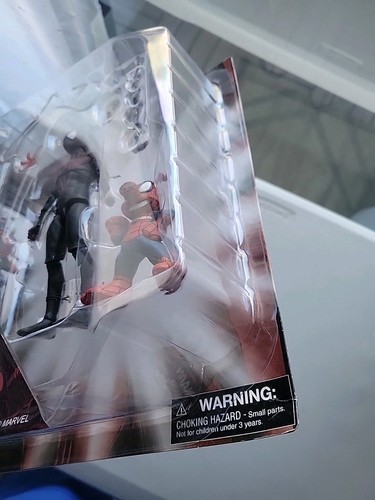 Spiderman Miles Morales & Spider-Ham - Marvel Disney Diamond Select Figure NEW! - Picture 15 of 15