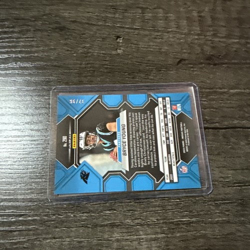 2023 Panini Mosaic Rookies Blue Sparkle Prizm 37/96 Bryce Young #290 Rookie Card - Bild 8 von 8