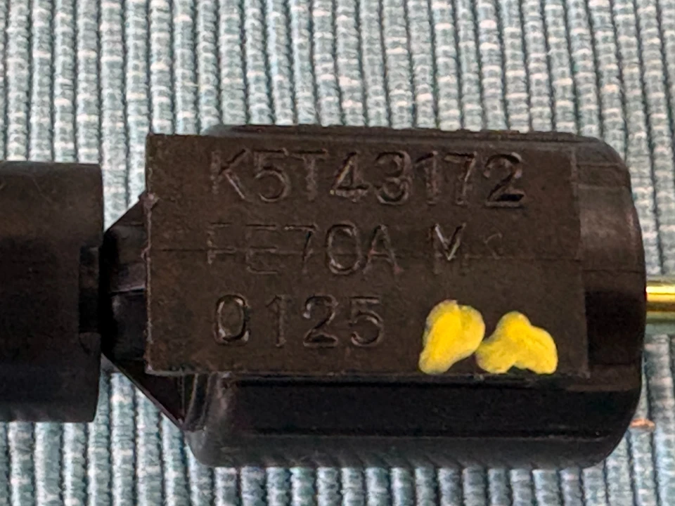 马自达 626 MX-6 323 B2000 B2200 B2600 蛋白质真空电磁阀 K5T43172 — 第 2/2 张图片