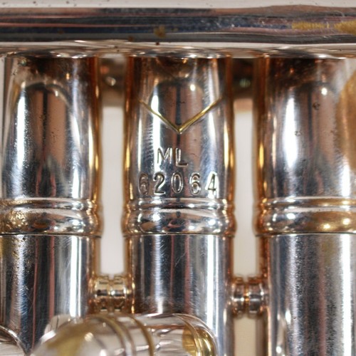 Vintage 72' Bach Stradivarius Model 43 Trumpet w/ Original Hard Case/Bach 3C Mpc - Picture 5 of 24