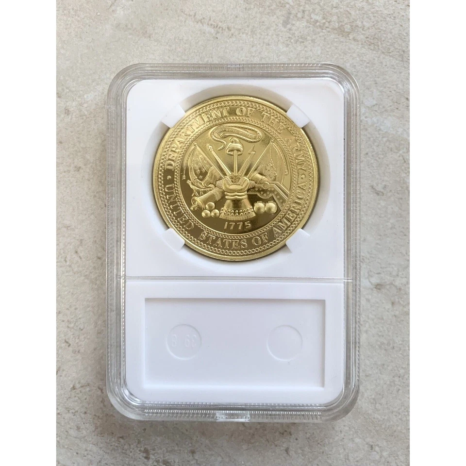 U S ARMY 2nd INFANTRY DIVISION "Second to None" Challenge Coin With Case - Image 2 of 2