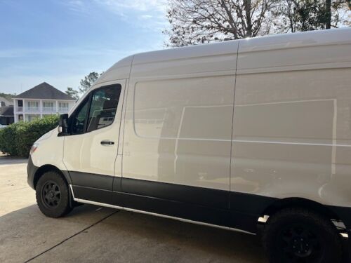 2020 Mercedes-Benz Sprinter - Picture 38 of 40