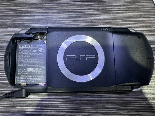 DEUX Sony PlayStation PSP-1001 état de fonctionnement pour PIÈCES - A lire ! - Photo 5/17