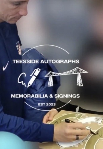 Camiseta visitante Fernando Torres Liverpool firmada a mano 2009-10. - Imagen 2 de 3
