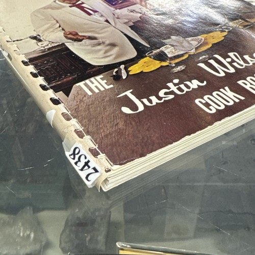 THE JUSTIN WILSON COOK BOOK Louisiana Cajun Recipes Pelican Publishing  1983 - Picture 6 of 11