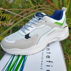 Foto 14 di 15